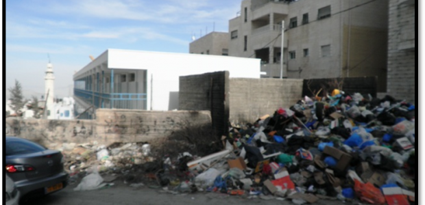 התנהלות המוסד לביטוח לאומי ושירות התעסוקה כחלק ממדיניות ממשלתית לדחיקת התושבים הפלסטינים אל מעבר לגדר ול"הגברת הריבונות הישראלית"